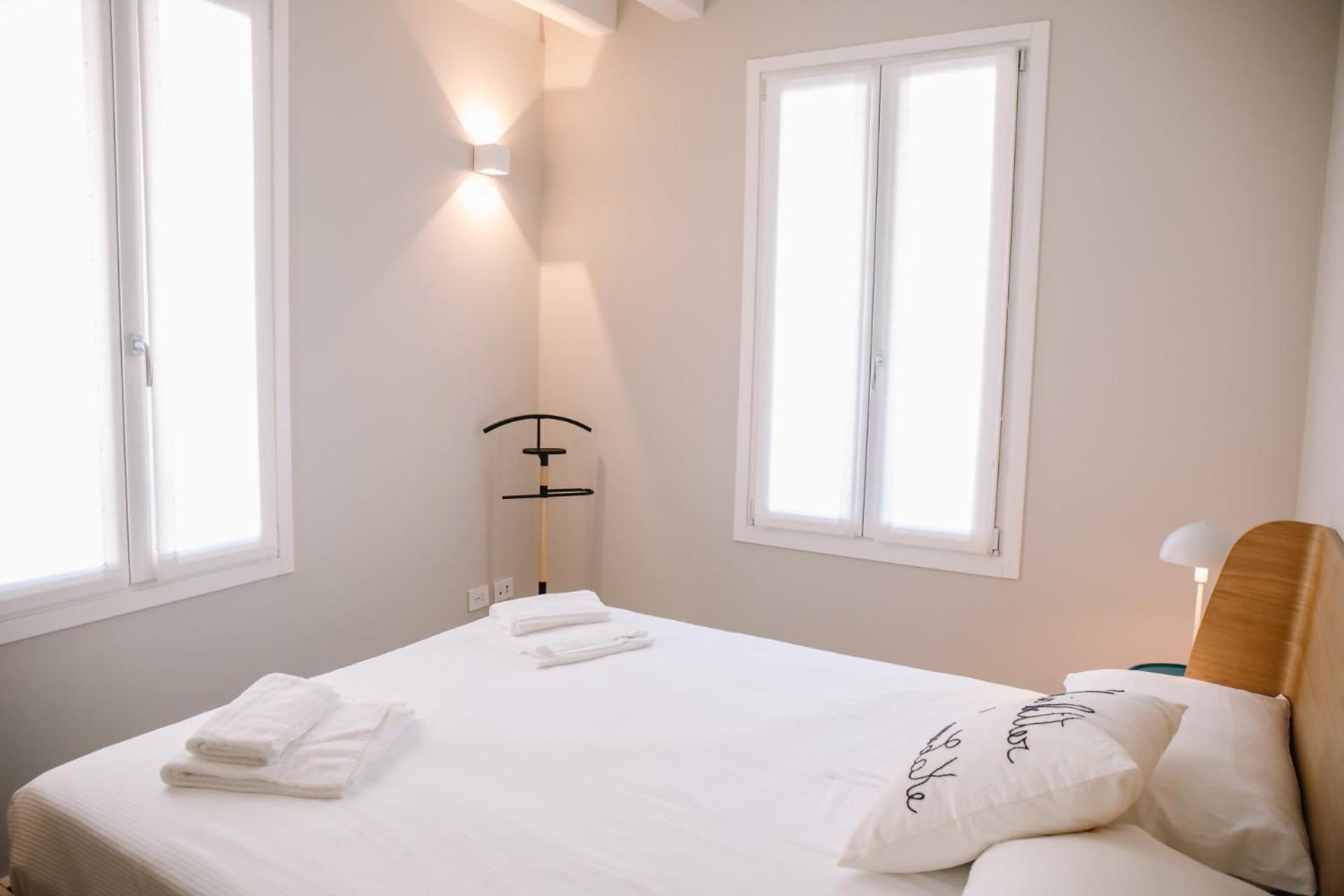 Elegant Beige Apartment - 5 Minutes From The Lake Como Dış mekan fotoğraf