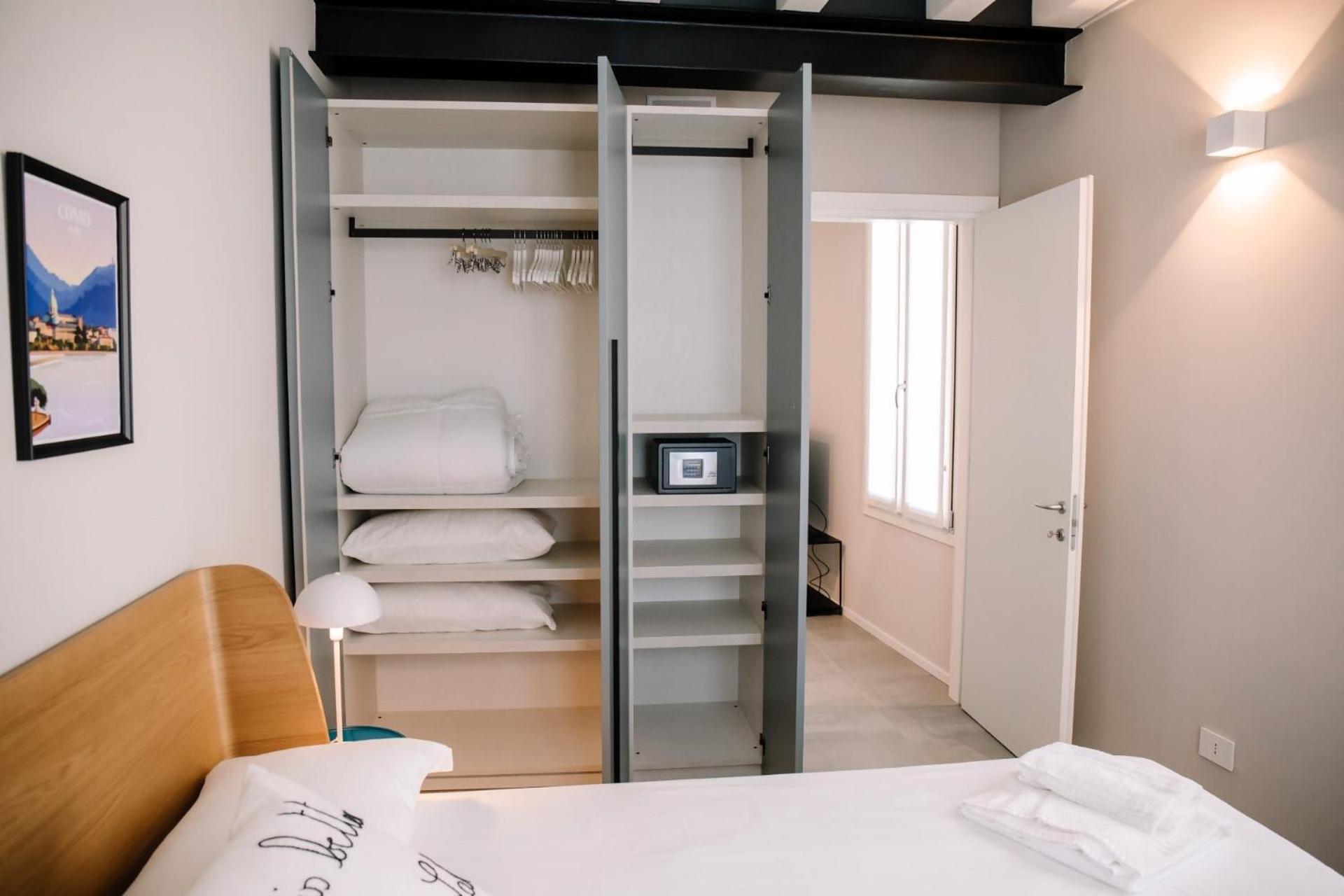 Elegant Beige Apartment - 5 Minutes From The Lake Como Dış mekan fotoğraf